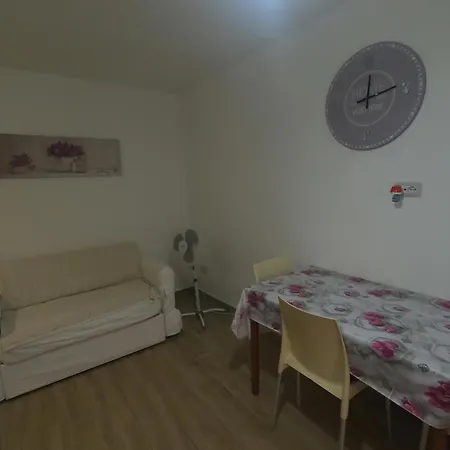 Via Napoli 4 Posti Letto